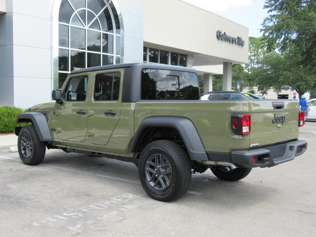 2025 Jeep Gladiator Sport S photo 4