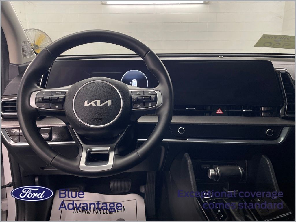2023 Kia Sportage SX photo 8