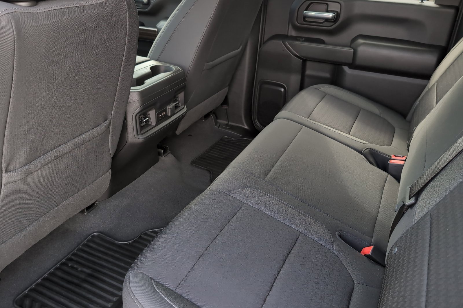 2023 Chevrolet Silverado LT photo 12