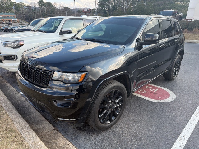 2019 Jeep Grand Cherokee Altitude's photo