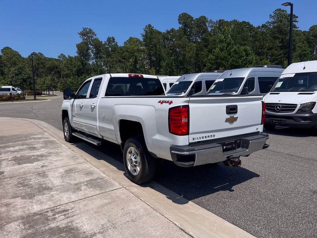 2017 Chevrolet Silverado 2500HD LT photo 7