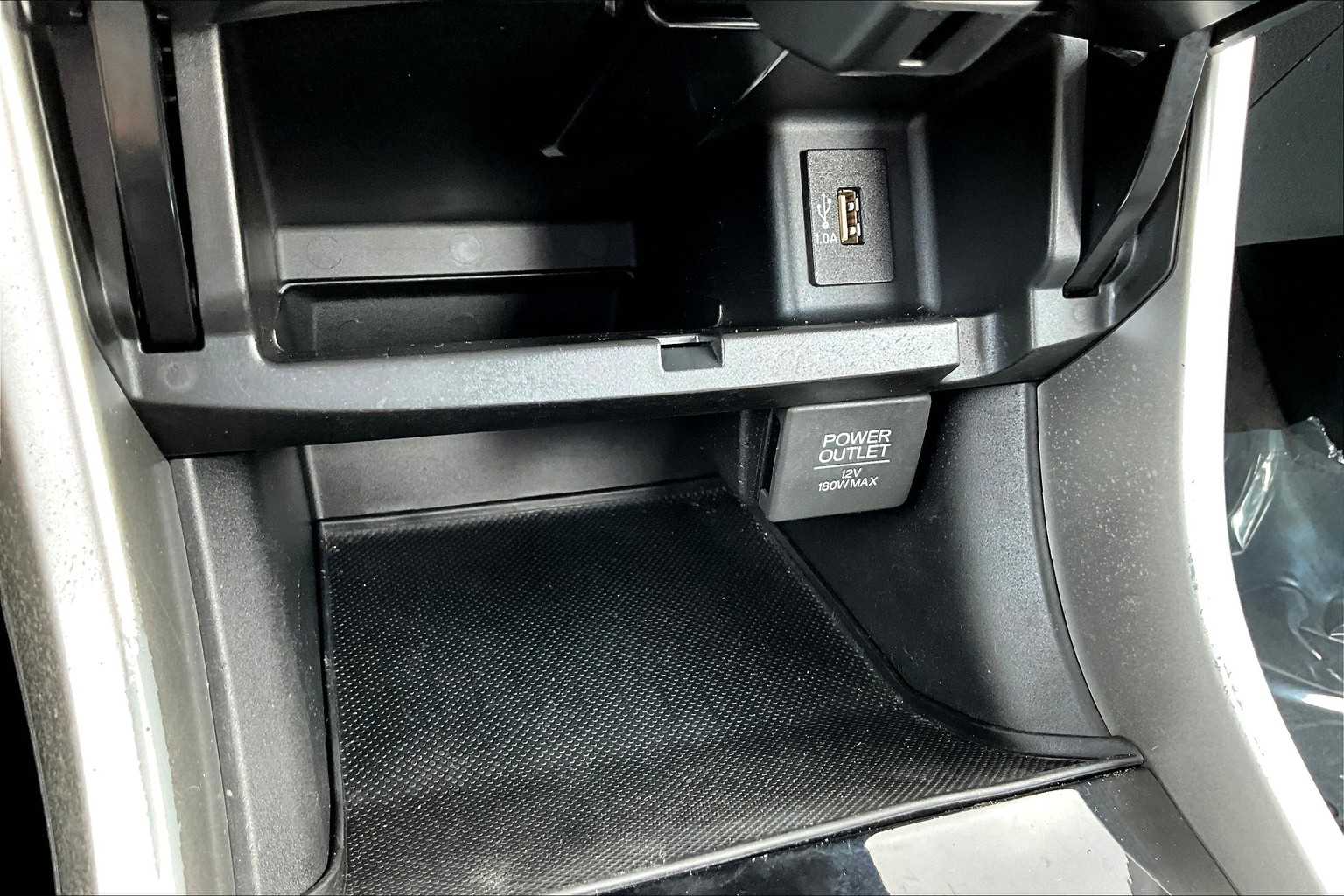 2016 Honda Accord LX photo 29