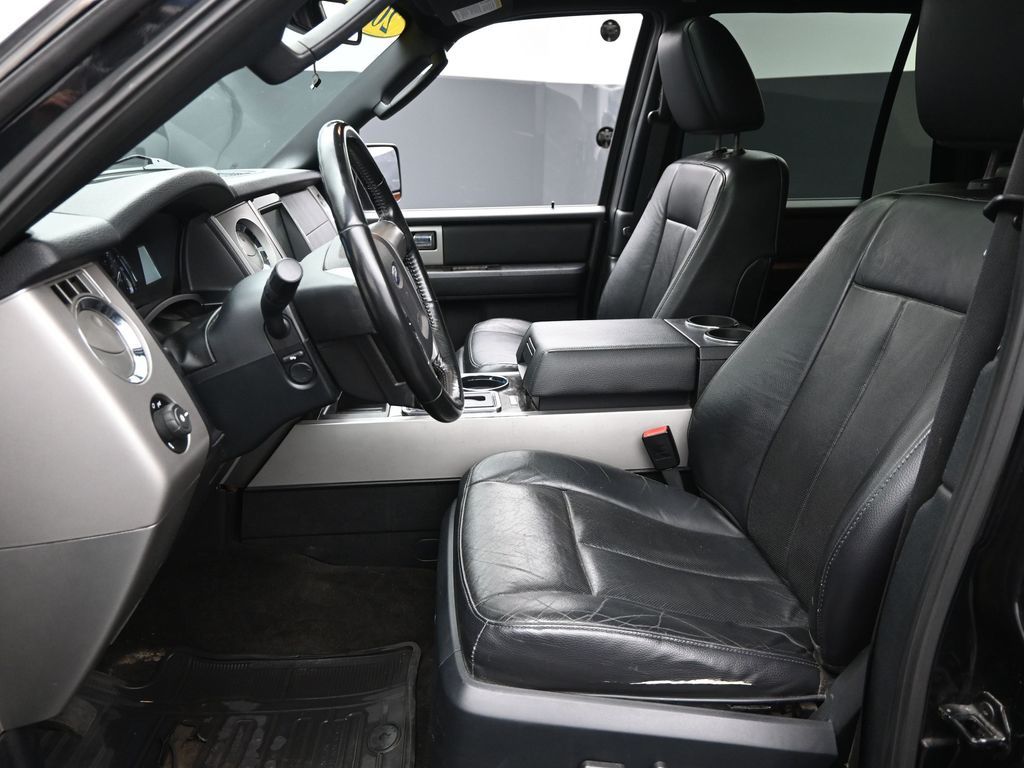 2015 Ford Expedition EL Limited photo 12