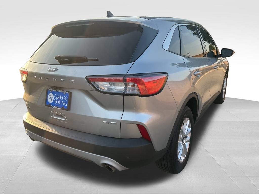 2021 Ford Escape SE photo 4