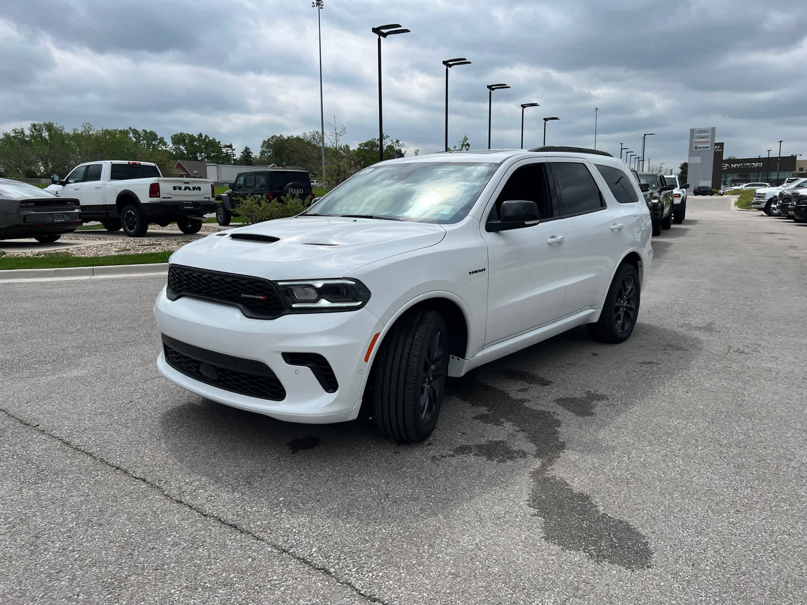 2025 Dodge Durango R/T Plus photo 4