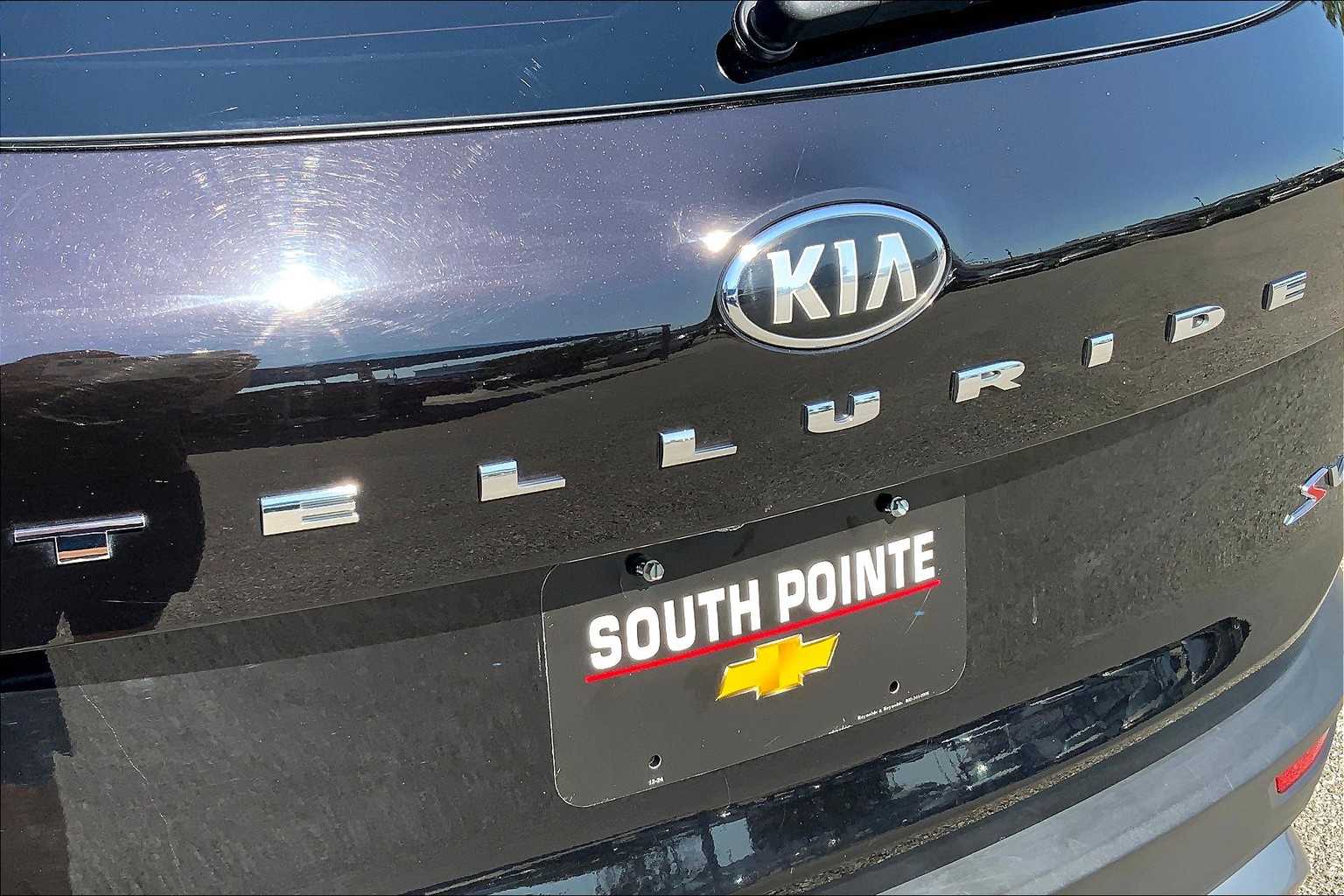 2021 Kia Telluride S photo 26