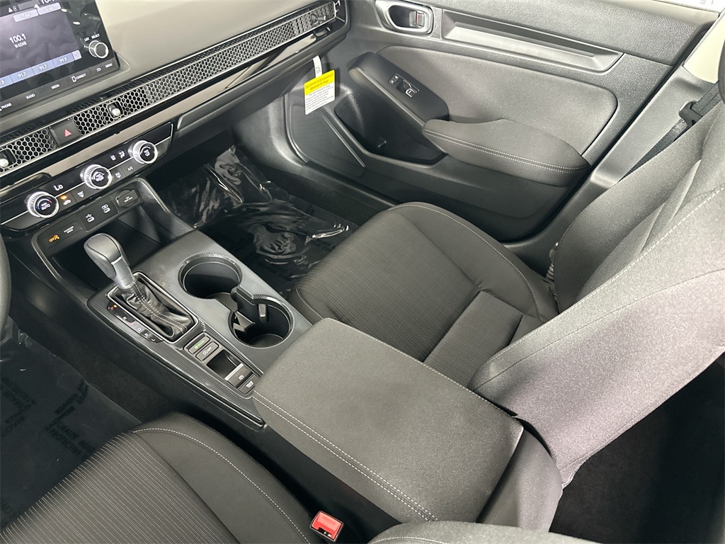 2026 Honda Civic LX photo 4
