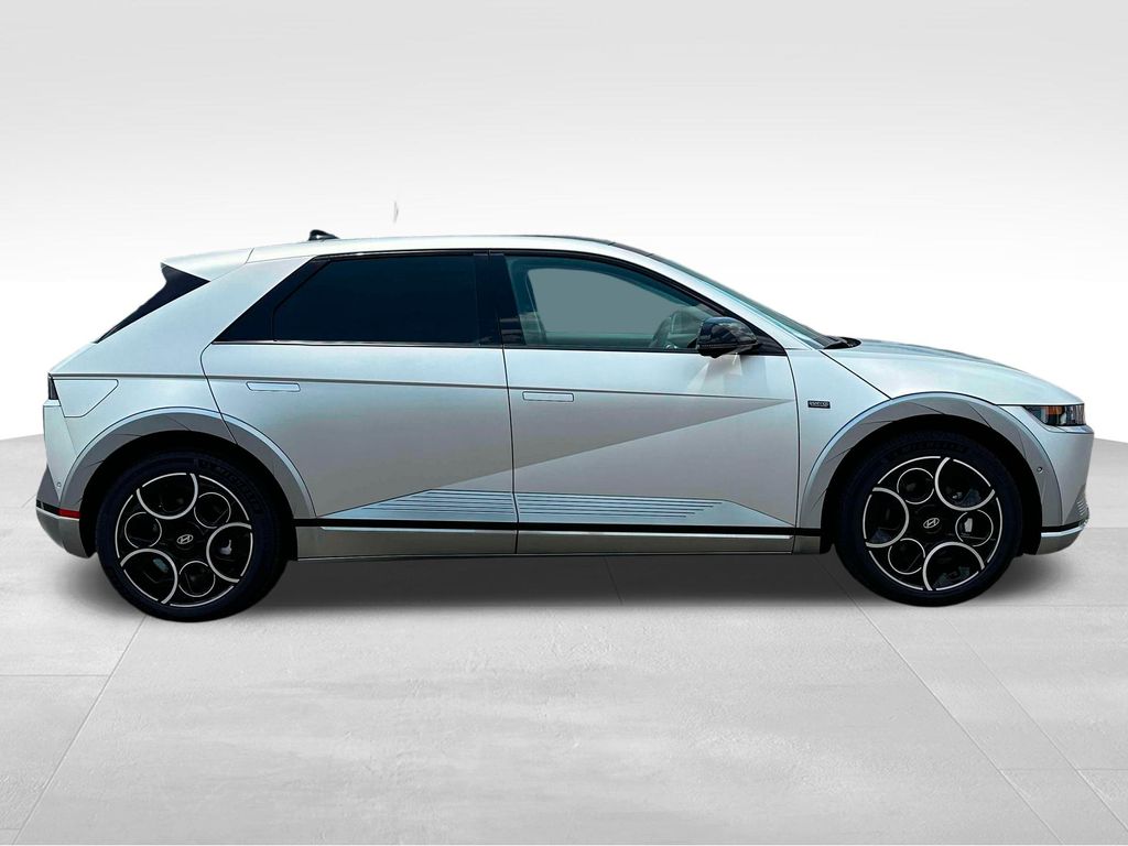2024 Hyundai Ioniq 5 Limited photo 9