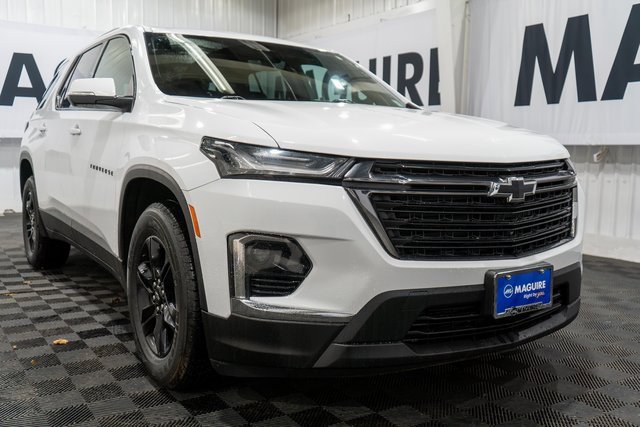 2023 Chevrolet Traverse Cloth photo 3