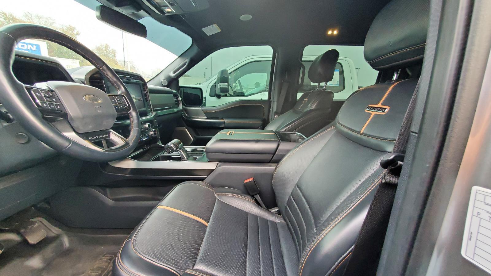 2023 Ford F-150 Platinum photo 3