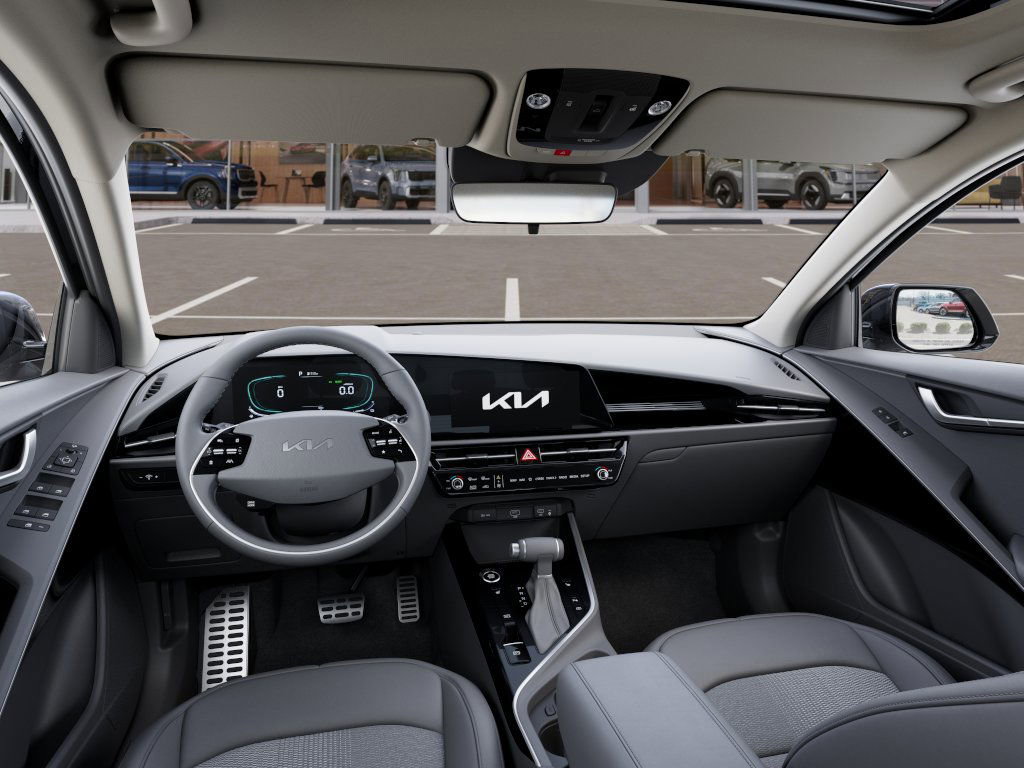2025 Kia Niro EX Touring photo 13