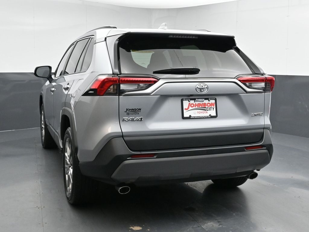 2021 Toyota RAV4 Limited photo 2