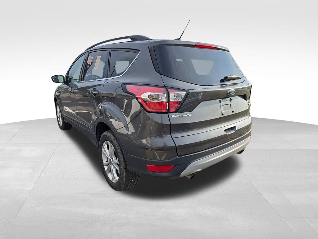 2018 Ford Escape SE photo 3