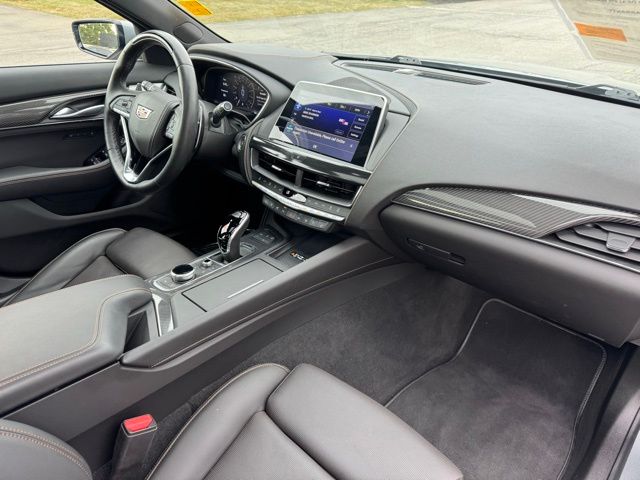 2023 Cadillac CT5 V photo 24