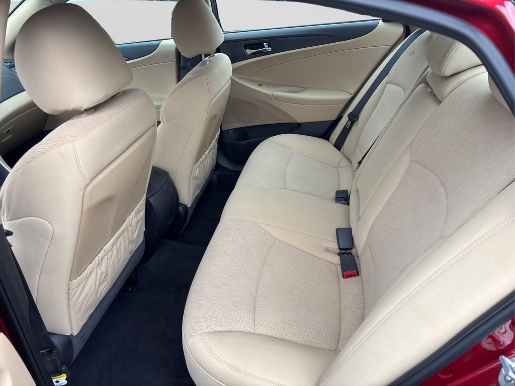 2013 Hyundai Sonata GLS photo 10