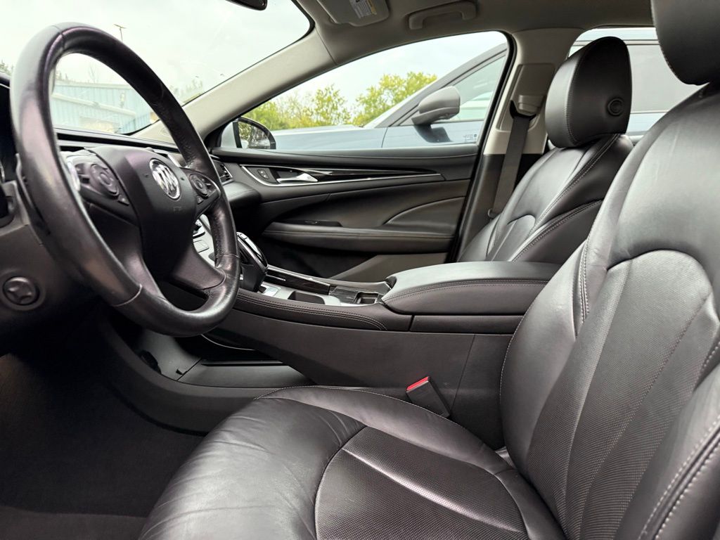 2017 Buick LaCrosse Essence photo 4