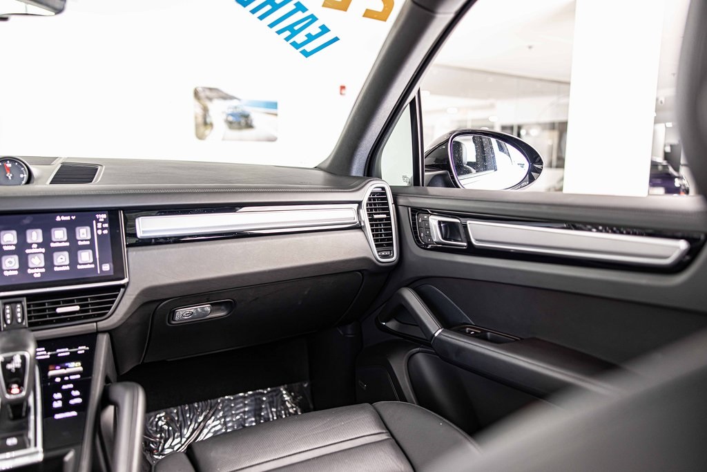 2022 PORSCHE CAYENNE - Image 40