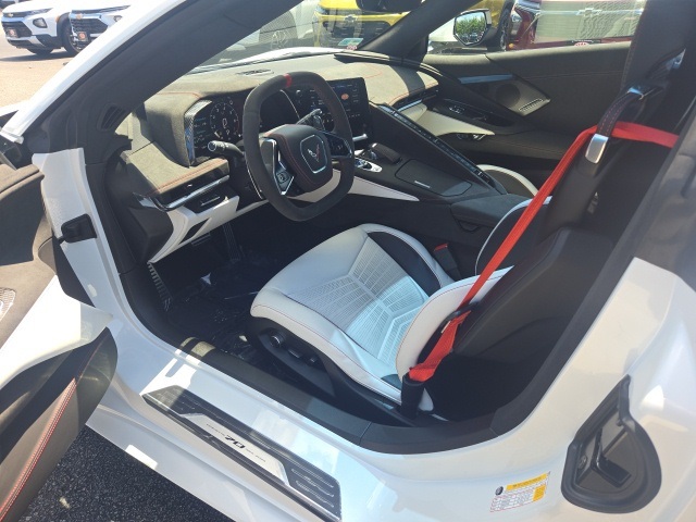 2023 Chevrolet Corvette Stingray 3LT photo 13