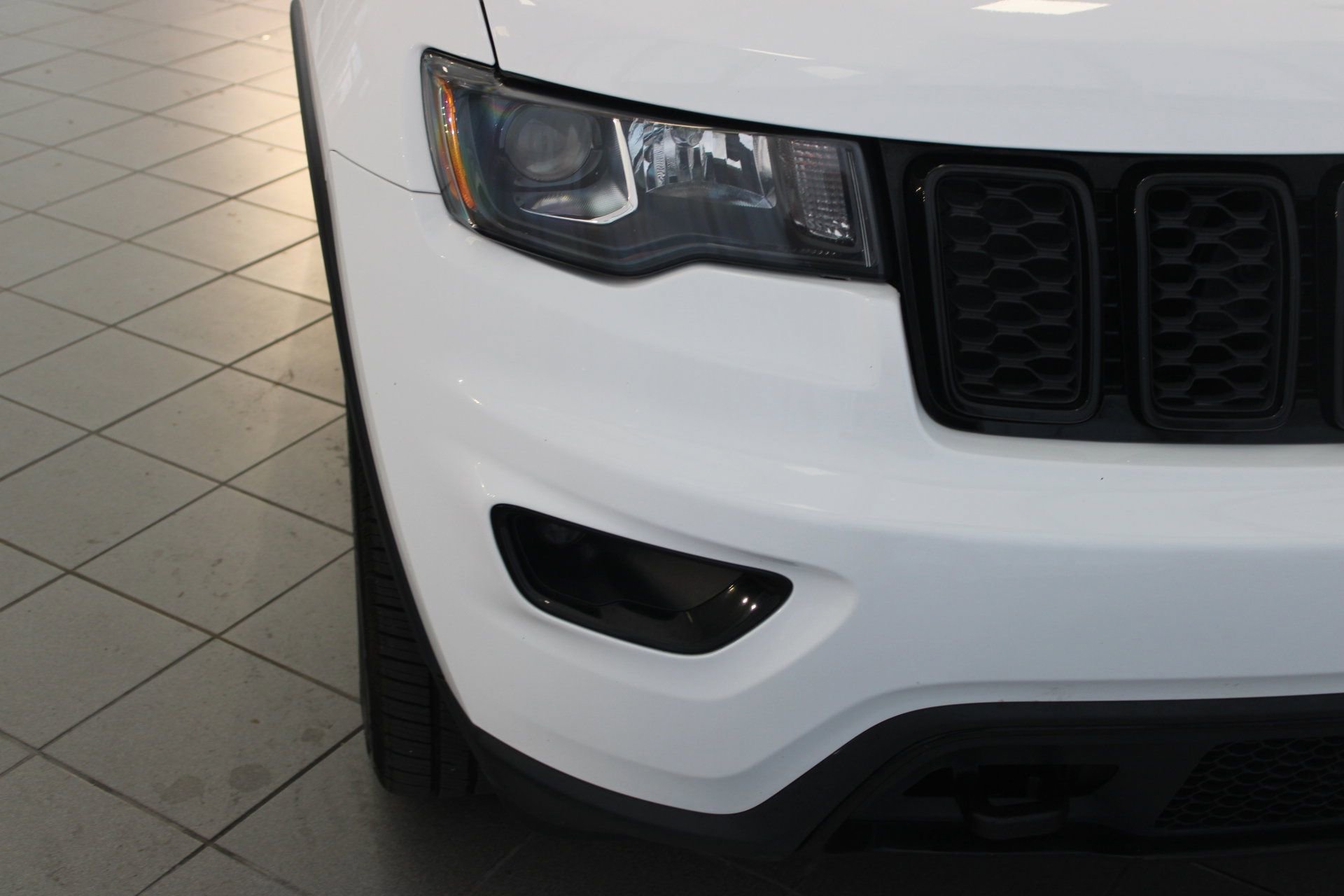 2020 Jeep Grand Cherokee Laredo photo 5