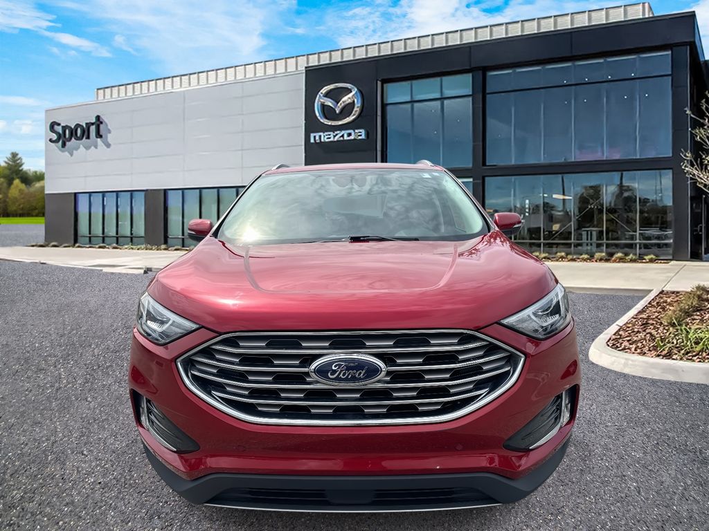 2020 Ford Edge Titanium photo 8