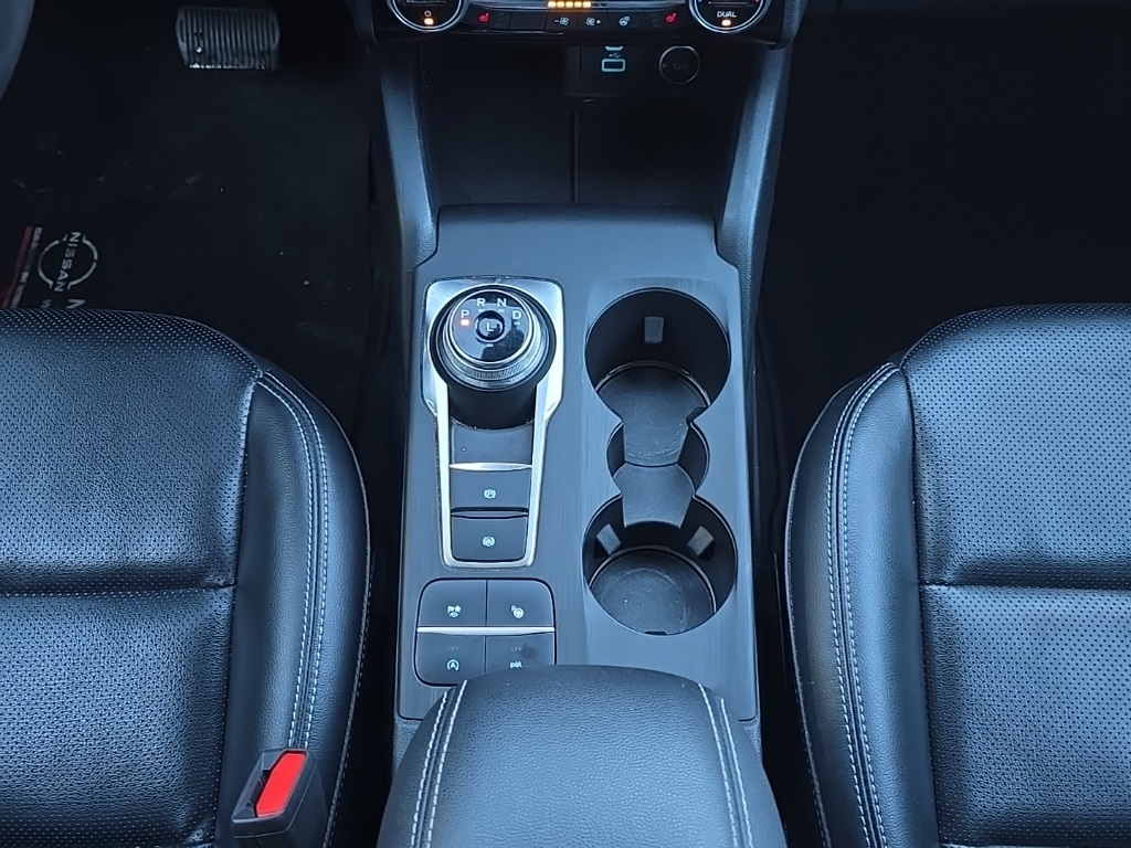 2021 Ford Escape Titanium photo 19