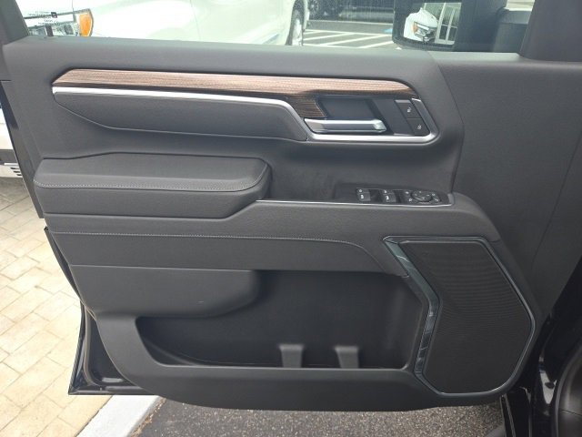 2025 Chevrolet Silverado 2500HD LT photo 12