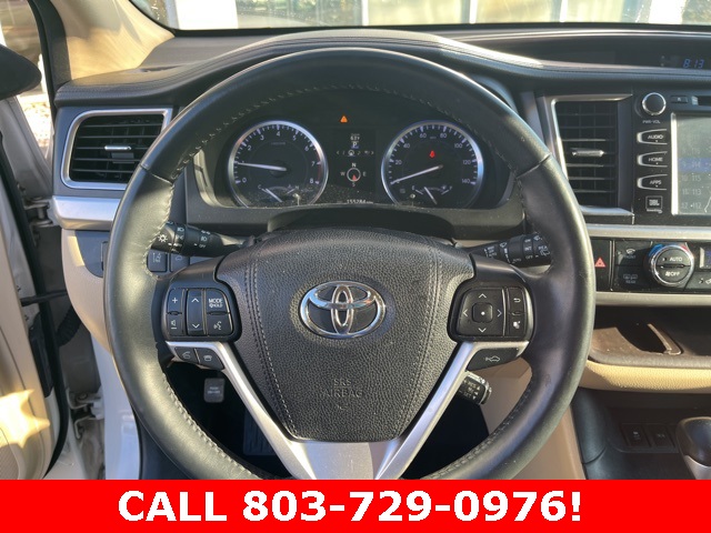 2016 Toyota Highlander Limited Platinum photo 20