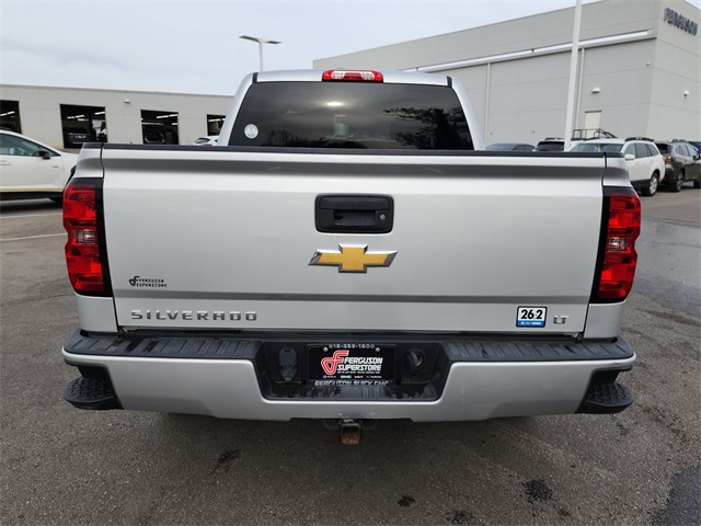 2017 Chevrolet Silverado 1500 LT photo 3