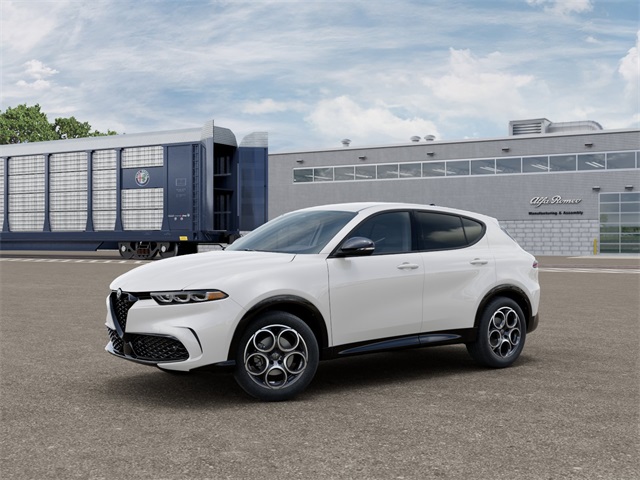 2025 Alfa Romeo Tonale Base's photo