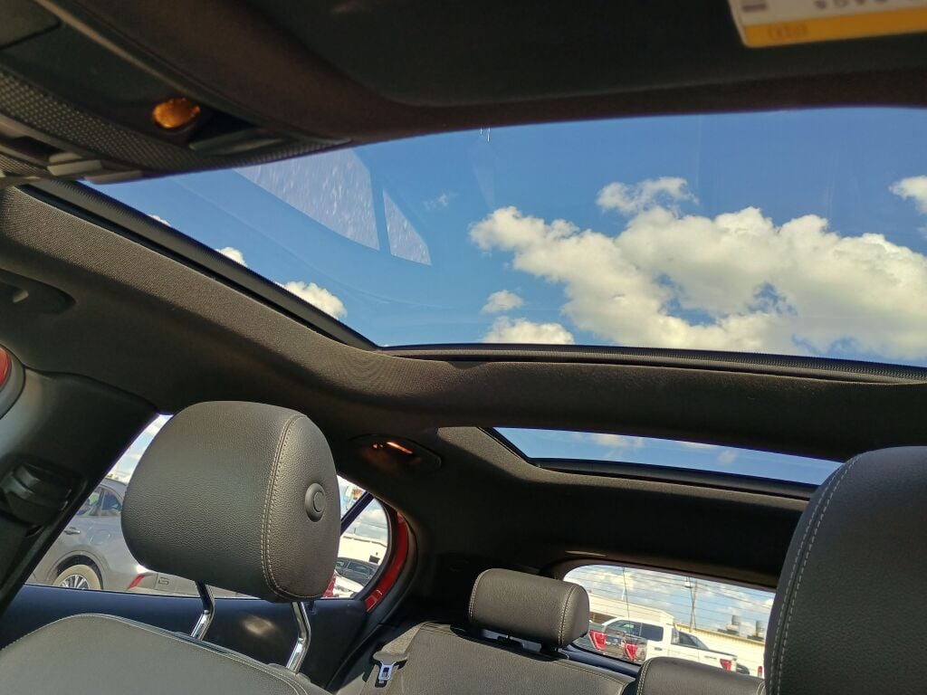 2018 Mercedes Benz GLA 250 4MATIC photo 11