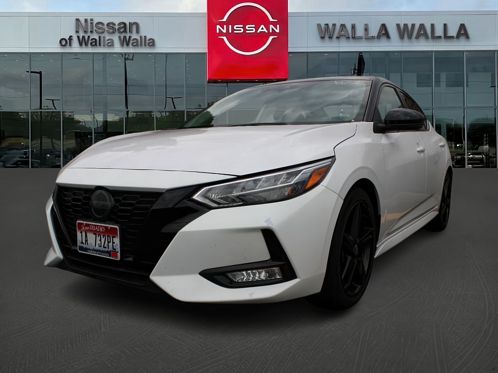 2022 Nissan Sentra SR photo 3