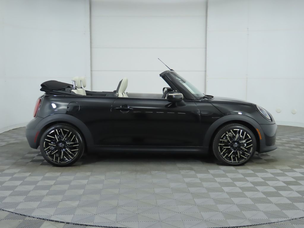 2025 Mini Cooper S Convertible Iconic photo 4
