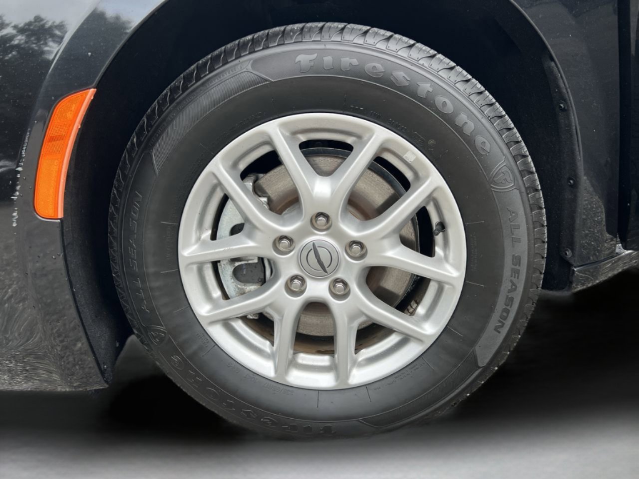 2022 Chrysler Voyager LX photo 32