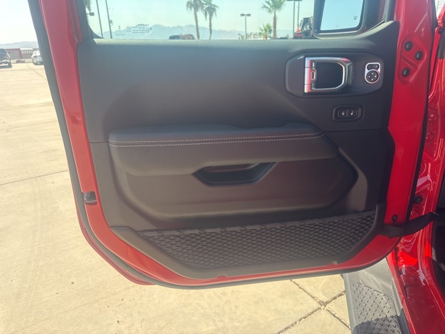 2025 Jeep Gladiator Sport photo 18