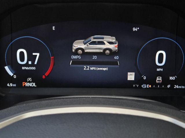 2025 Ford Explorer photo 13