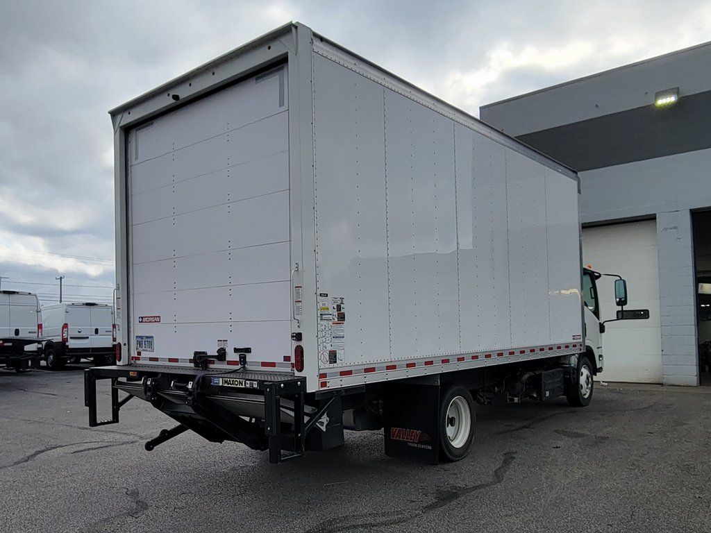 2023 Chevrolet Silverado Base photo 6