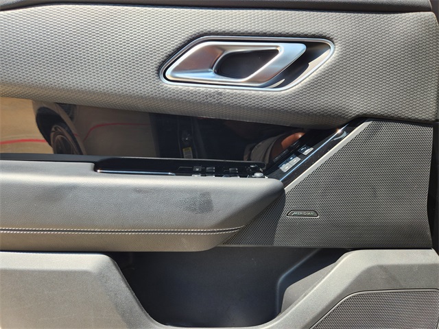 2020 Land Rover Range Rover Velar R-Dynamic S photo 20