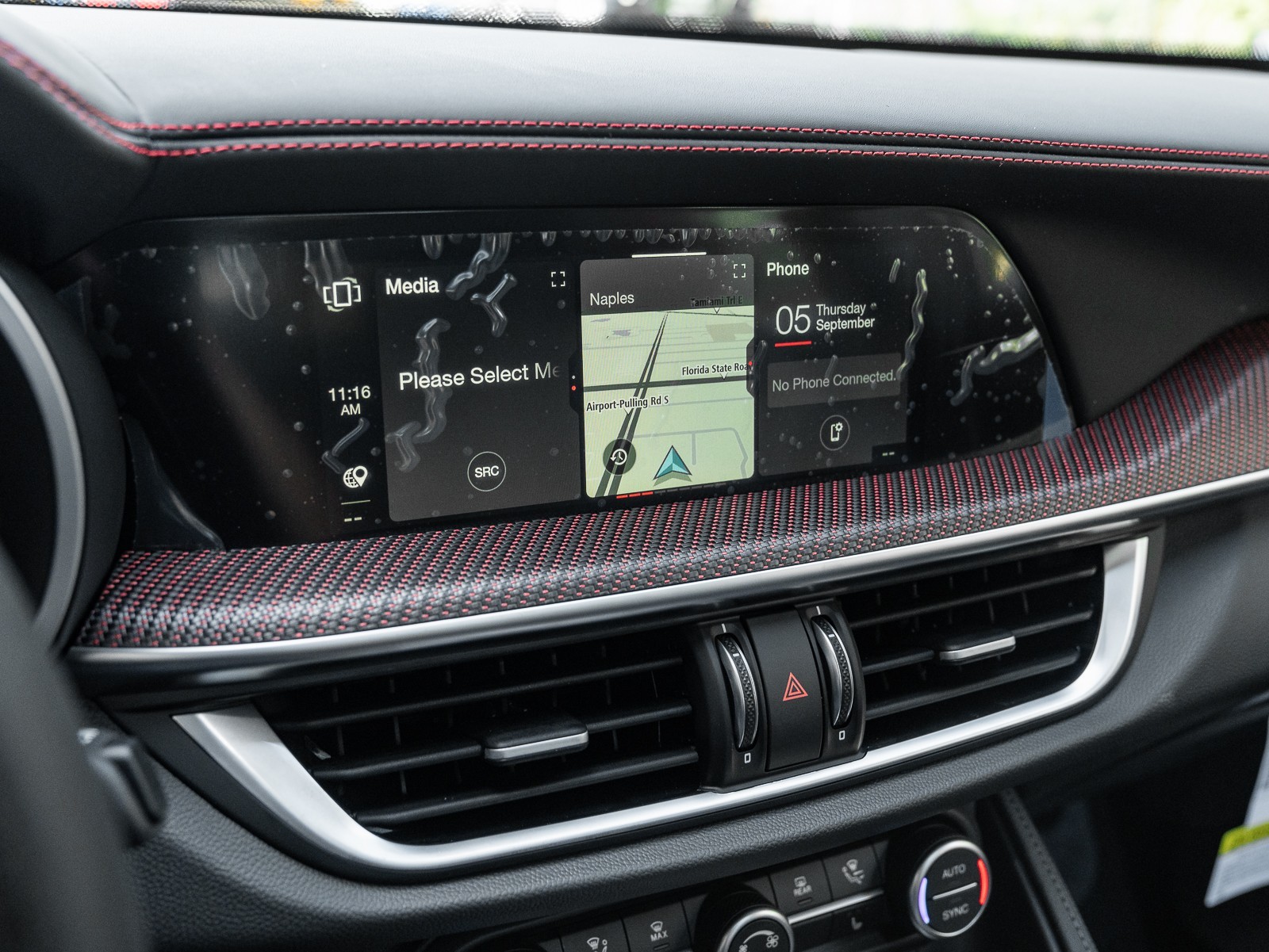 2024 Alfa Romeo Stelvio Quadrifoglio photo 26