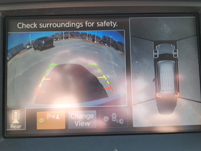 2019 Nissan Armada Platinum photo 17