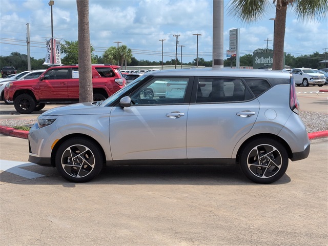 2024 Kia Soul EX photo 4