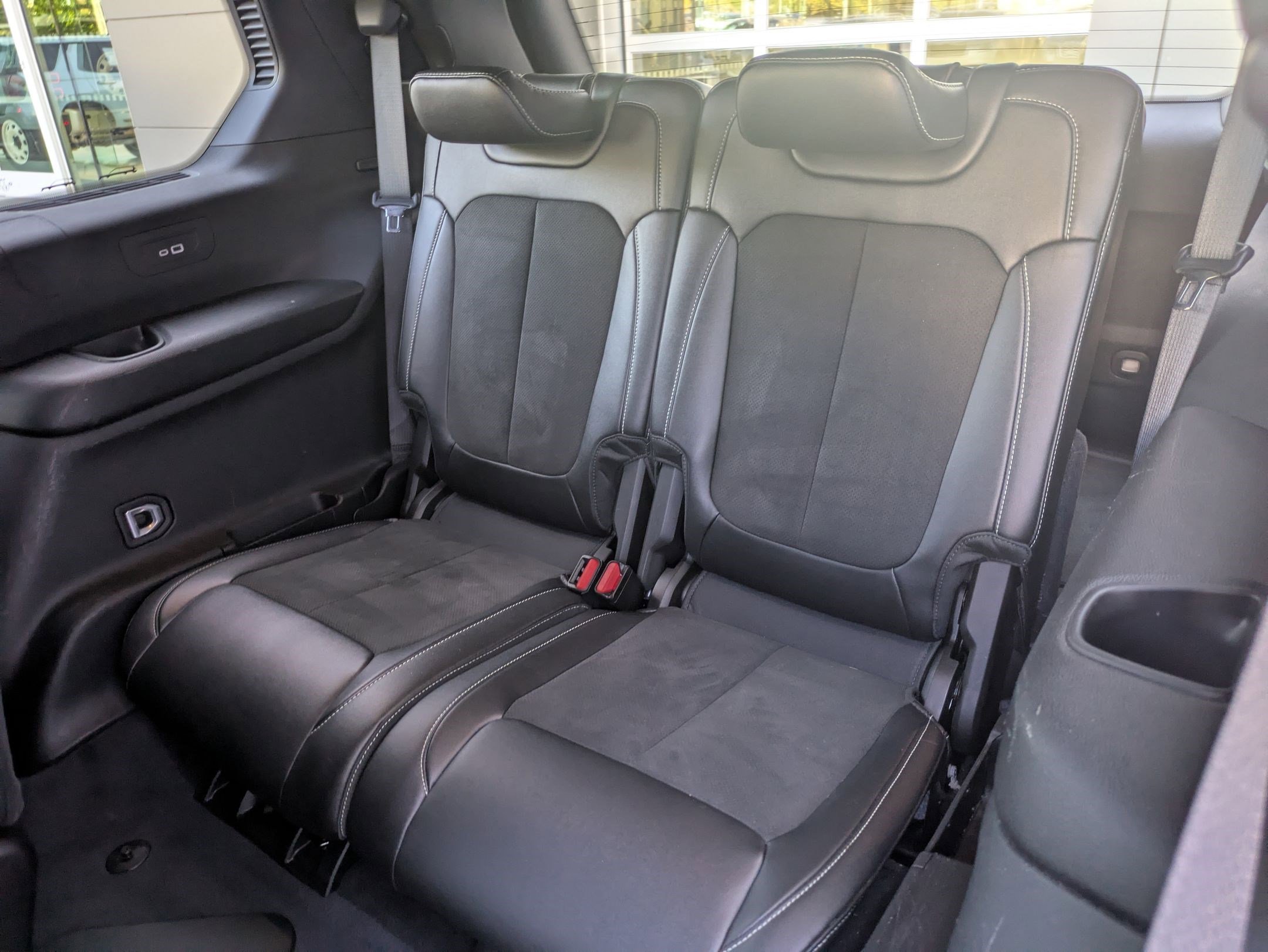 2023 Jeep Grand Cherokee Altitude photo 27