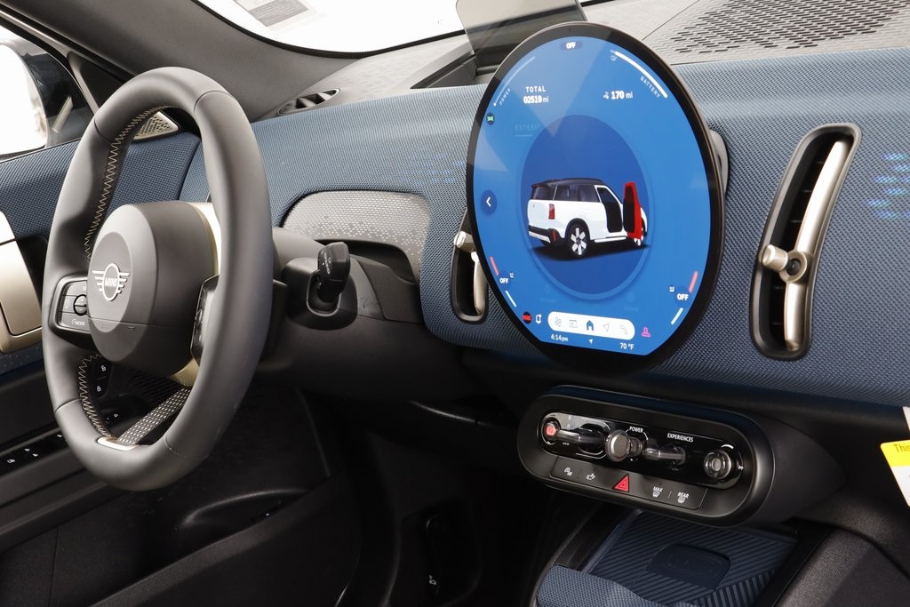 2025 Mini Countryman Signature photo 17