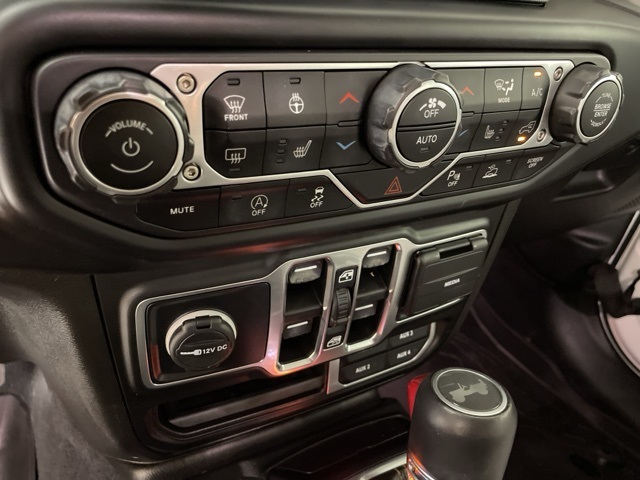 2022 Jeep Wrangler Unlimited Sahara High Altitude photo 31