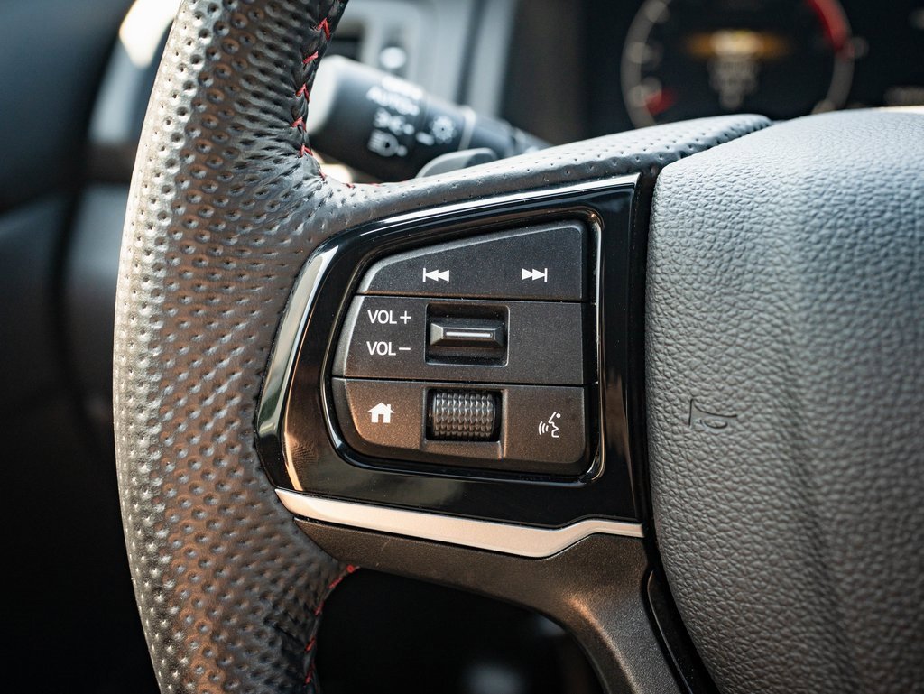2024 Honda Ridgeline Black Edition photo 20