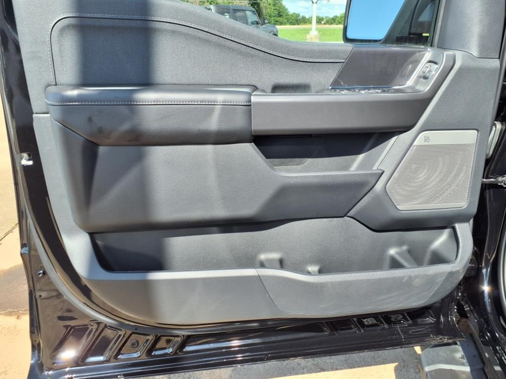 2025 Ford F-150 Lariat photo 21