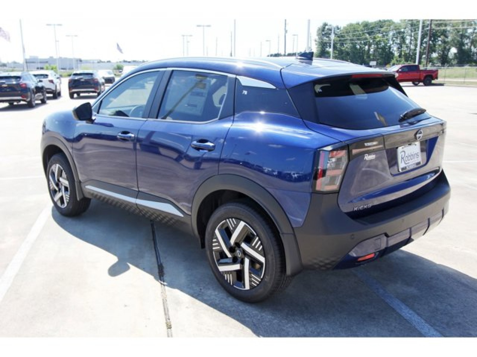 2026 Nissan Kicks SV photo 3