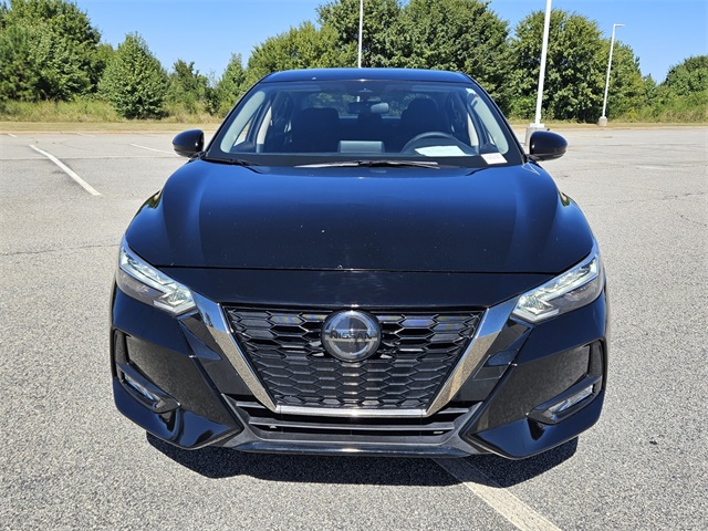 2021 Nissan Sentra SR photo 2