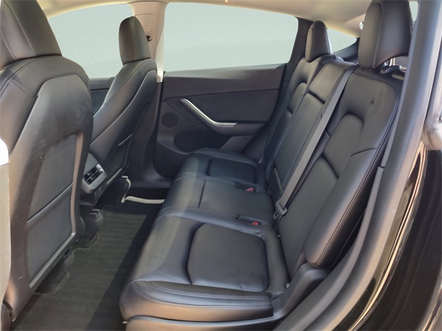2022 Tesla Model Y Long Range photo 23