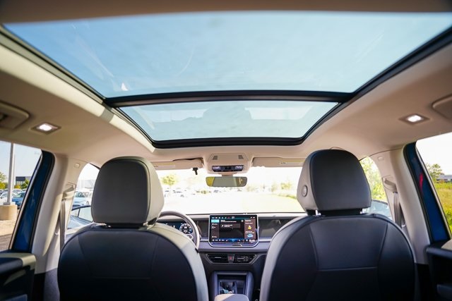 2025 Volkswagen Tiguan SE photo 30