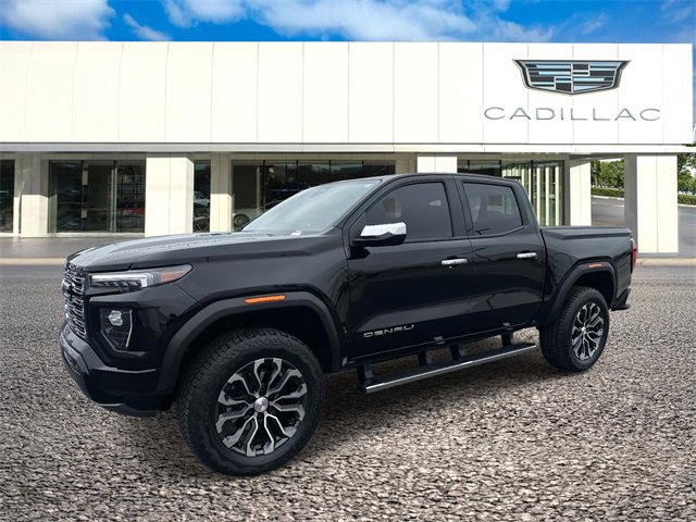 2025 GMC Canyon Denali's photo